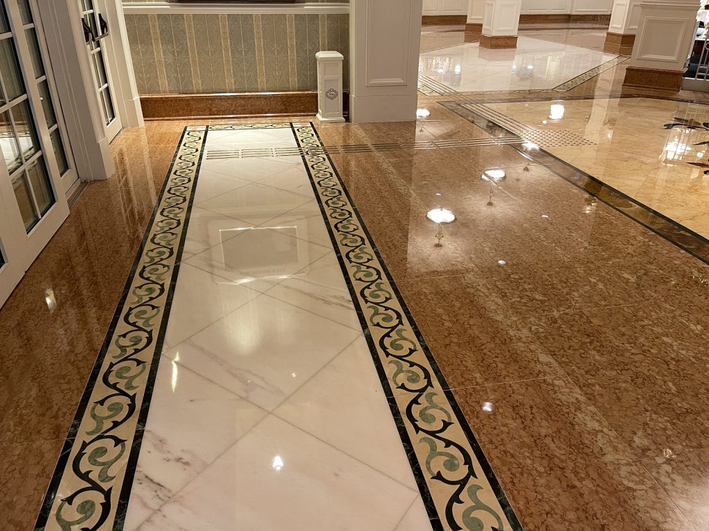 迪士尼樂園酒店 雲石翻新工程 - 冠峰雲石工程實例 #60 圖片 - 2021年05月22日 - hksummit.com