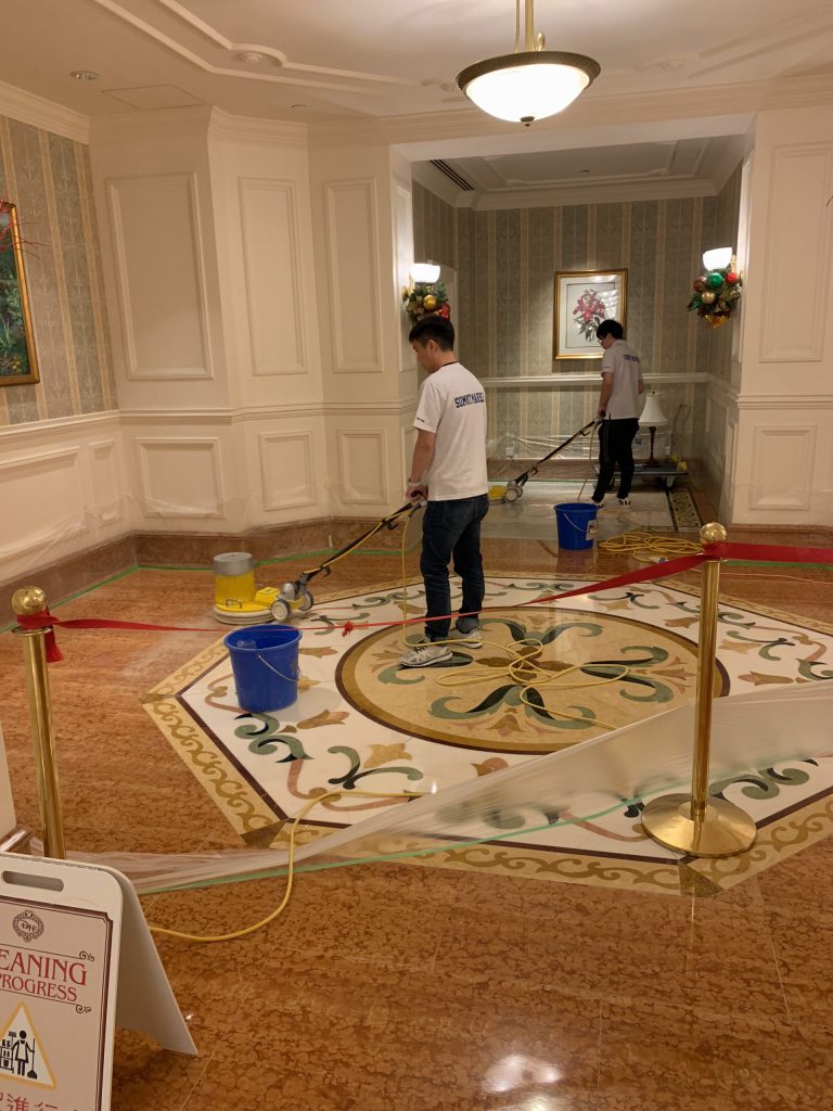 迪士尼樂園酒店 雲石翻新工程 - 冠峰雲石工程實例 #70 圖片 - 2021年05月30日 - hksummit.com