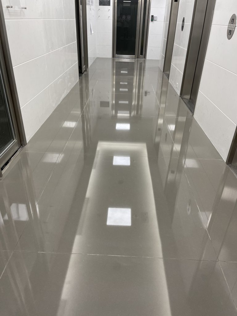 金鐘商業大廈 人造石打磨翻新 - 冠峰雲石工程實例 #12 圖片 - 2021年09月07日 - hksummit.com