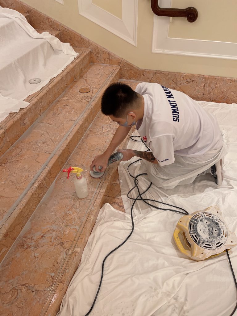 迪士尼酒店 - 冠峰雲石工程實例 #10 圖片 - 2023年04月13日 - hksummit.com