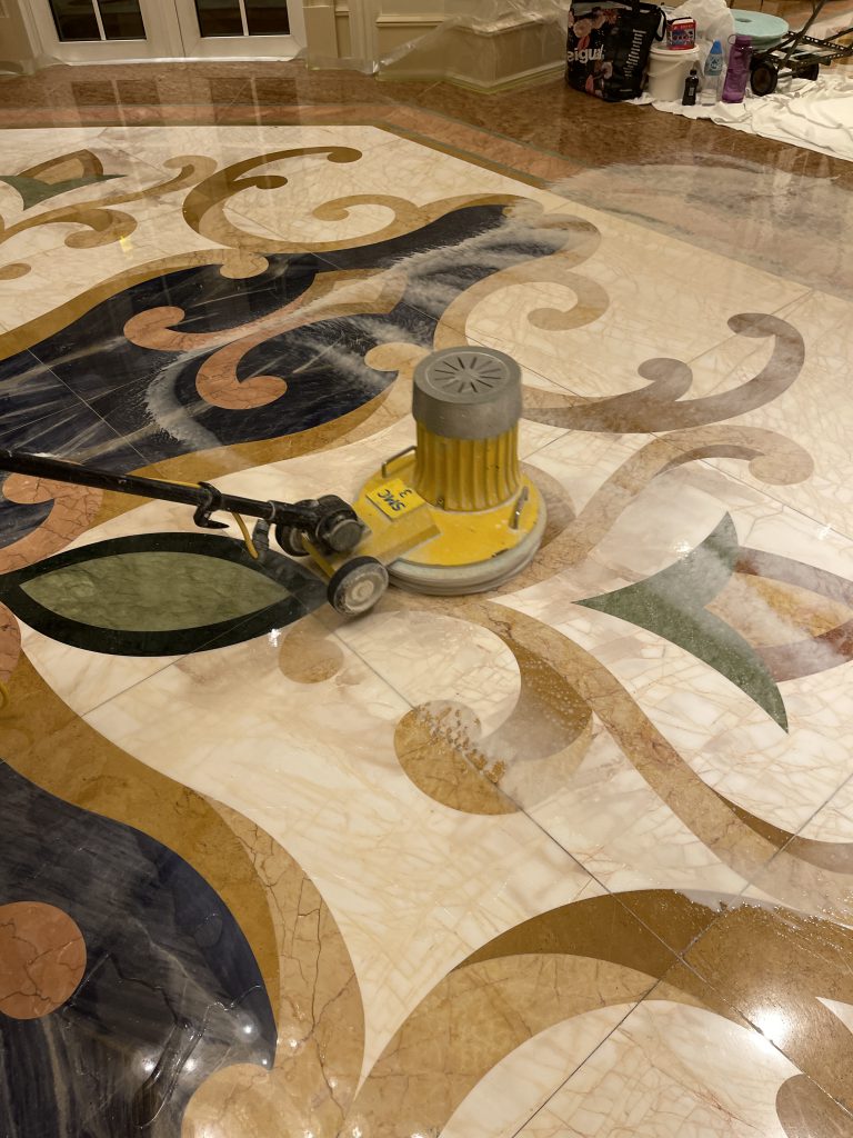 迪士尼酒店 - 冠峰雲石工程實例 #4 圖片 - 2023年04月13日 - hksummit.com