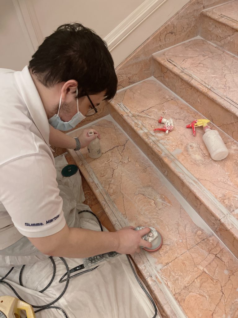 迪士尼酒店 - 冠峰雲石工程實例 #5 圖片 - 2023年04月13日 - hksummit.com