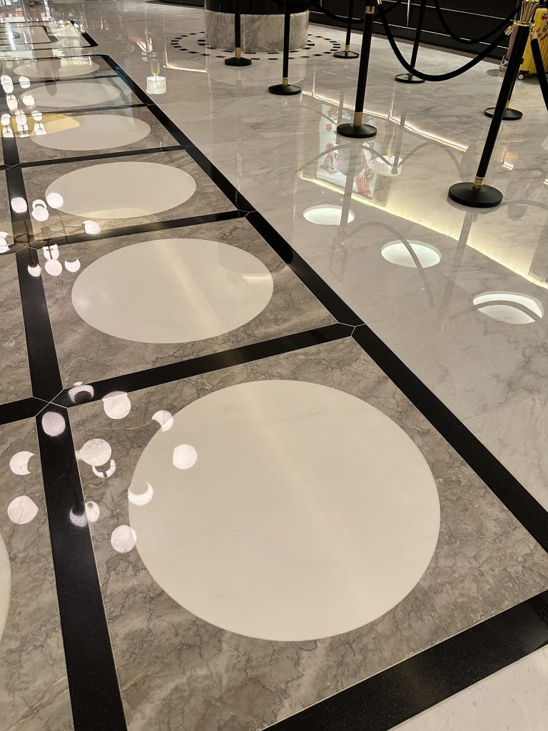 迪士尼好萊塢酒店 - 冠峰雲石工程實例 #15 圖片 - 2023年11月13日 - hksummit.com