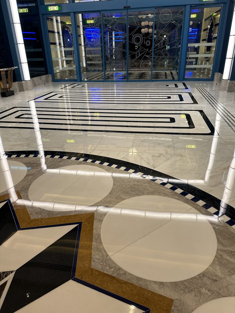 迪士尼好萊塢酒店 - 冠峰雲石工程實例 #21 圖片 - 2023年11月13日 - hksummit.com