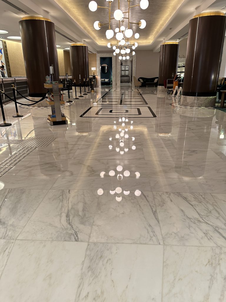 迪士尼好萊塢酒店 - 冠峰雲石工程實例 #23 圖片 - 2023年11月13日 - hksummit.com