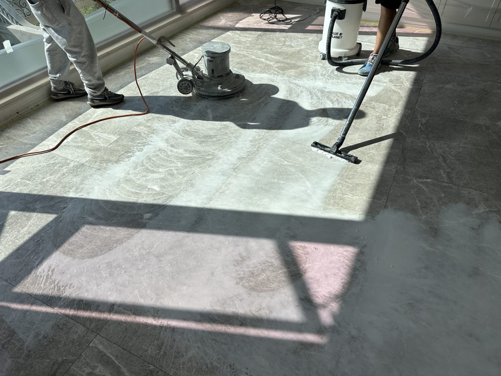 聚豪天下 - 冠峰雲石工程實例 - 第3張 圖片 - 2023年12月29日 - hksummit.com