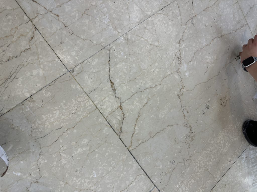 中環錶行 - 冠峰雲石工程實例 #5 圖片 - 2024年10月23日 - hksummit.com