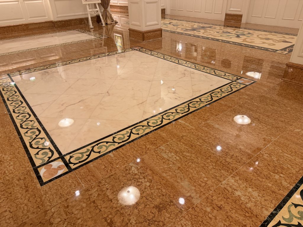 迪士尼樂園酒店 - 冠峰雲石工程實例 #21 圖片 - 2026年04月01日 - hksummit.com