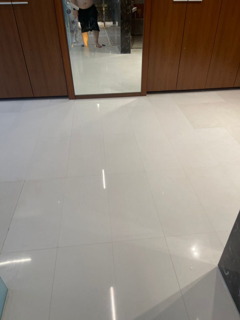 君臨天下 - 冠峰雲石工程實例 #12 圖片 - 2026年04月01日 - hksummit.com