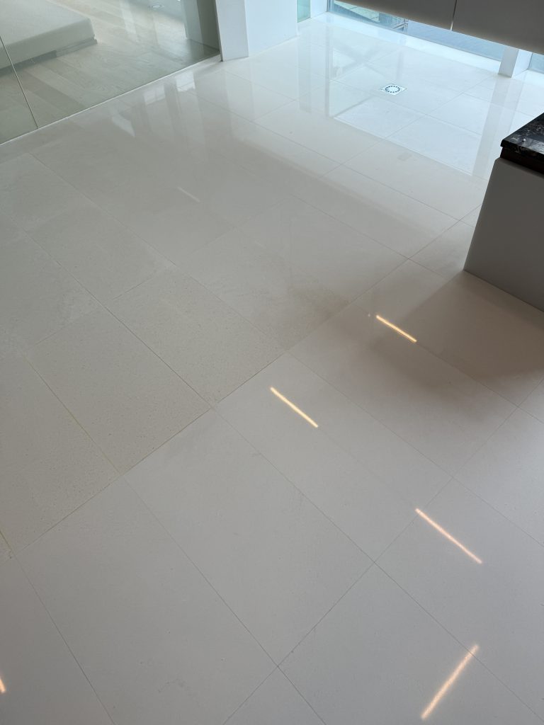 君臨天下 - 冠峰雲石工程實例 #16 圖片 - 2026年04月01日 - hksummit.com