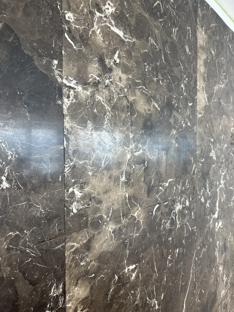 君臨天下 - 冠峰雲石工程實例 #3 圖片 - 2026年04月01日 - hksummit.com